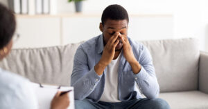 Como cuidar da saúde emocional: 10 passos para ter cuidado consigo mesmo